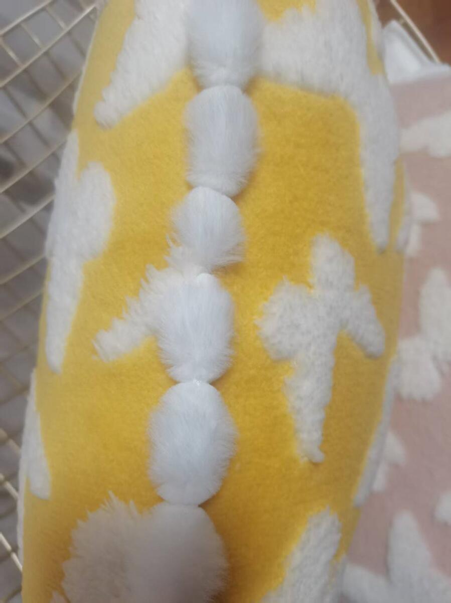 Plush cushion cover with butterfly pattern
